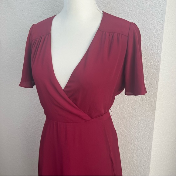 Lulus Wrap Maxi Dress Women,s Medium Burgundy Short Sleeve Slit Flutter New - Picture 7 of 9